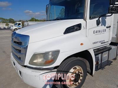 2017 Hino 268 4X2 S/A 24FT REFRIGERATED 