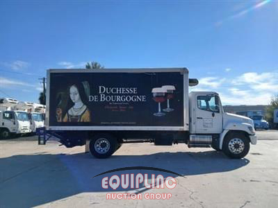 2019 Hino 268 4X2 S/A 26FT REFRIGERATED 