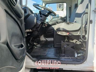 2019 Hino 268 4X2 S/A 26FT REFRIGERATED 