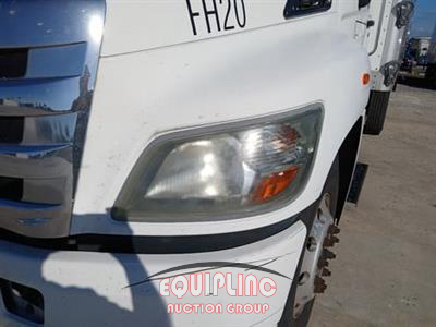 2019 Hino 268 4X2 S/A 26FT REFRIGERATED 
