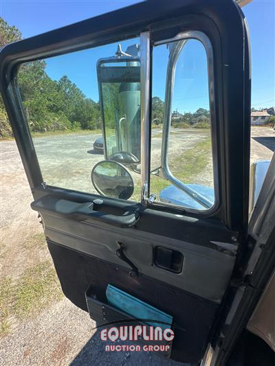 2007 Peterbilt 379