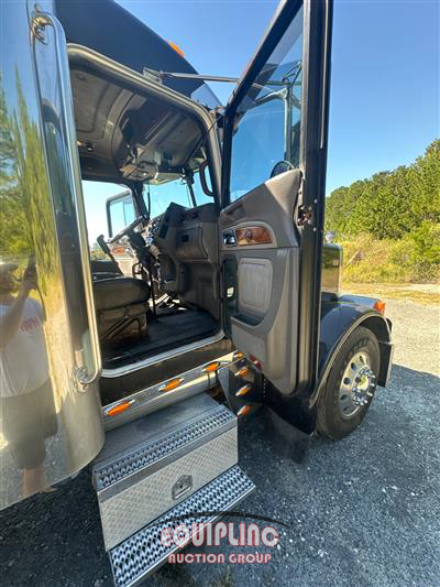 2007 Peterbilt 379