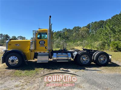 2009 Peterbilt 389