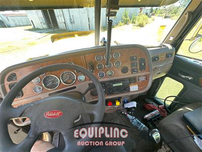 2009 Peterbilt 389