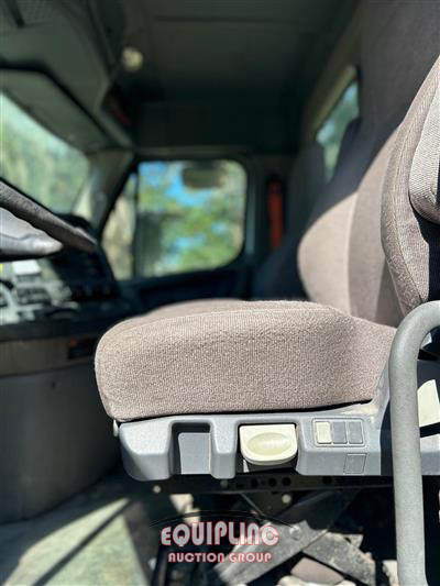 2016 Freightliner CASCADIA
