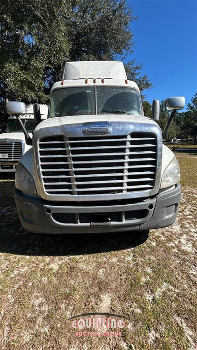 2016 Freightliner CASCADIA