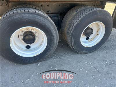 2007 Mack MR