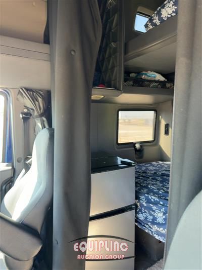 2020 International LT625 6X4 T/A SLEEPER TRUCK TR