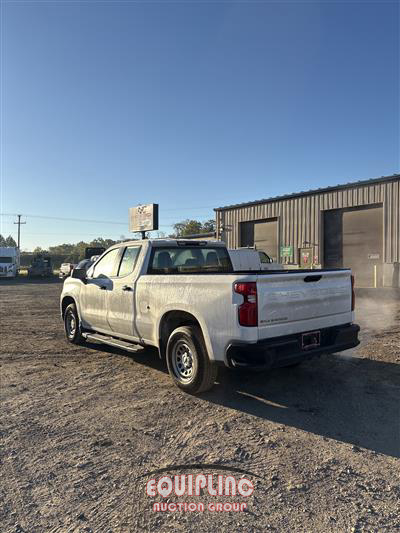 2025 Chevrolet SILVERADO 1500 4DR PICKUP TRUC