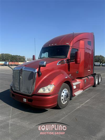 2019 Kenworth T680 6X4 T/A SLEEPER TRUCK TRA