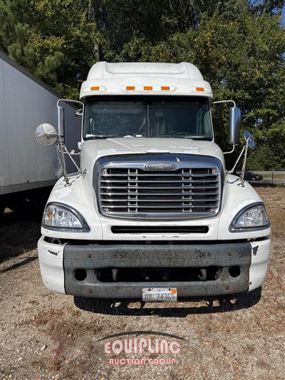 2014 Freightliner Columbia