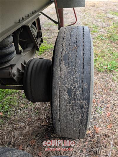 2001 East 28FT TRI/A END DUMP TRAILER