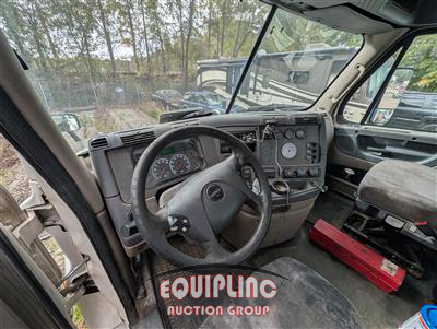 2016 Freightliner Freghtliner Cascadia 6X4 T/A D