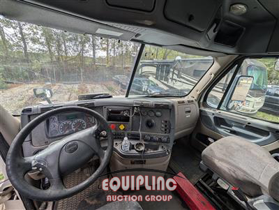 2016 Freightliner Freghtliner Cascadia 6X4 T/A D