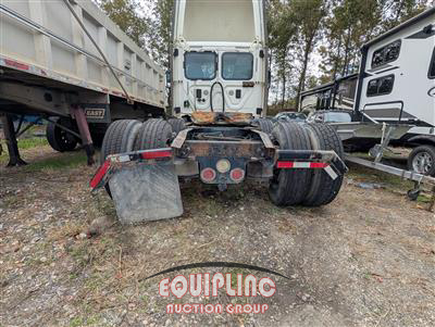 2016 Freightliner Freghtliner Cascadia 6X4 T/A D