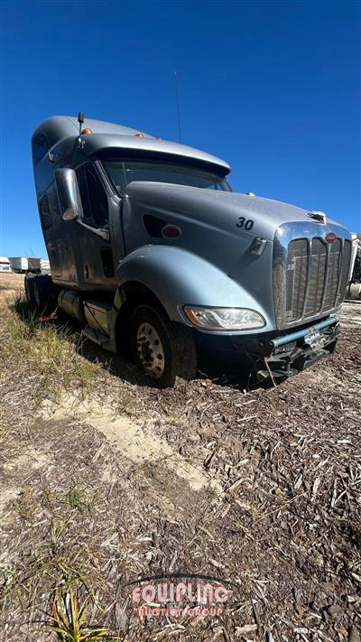 2011 Peterbilt 387