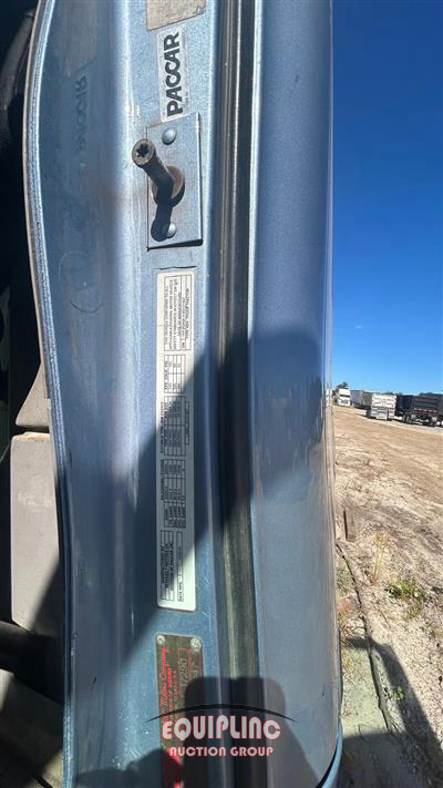 2011 Peterbilt 387