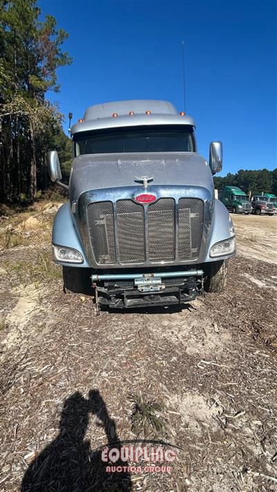 2011 Peterbilt 387