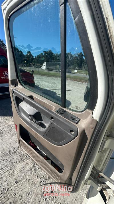 2015 Freightliner CASCADIA