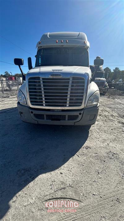 2015 Freightliner CASCADIA