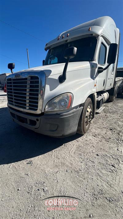 2015 Freightliner CASCADIA