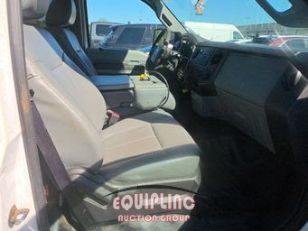 2016 Ford F-250 XL  DUMP BIN TRUCK