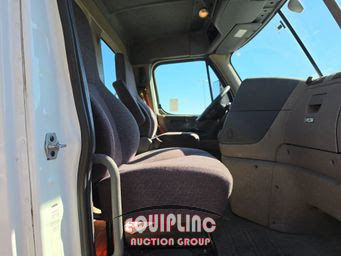 2020 Freightliner CASCADIA 125 6X4 T/A DAY CAB T