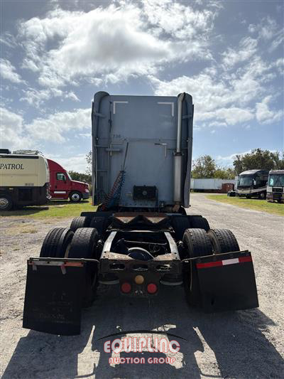 2007 Freightliner Columbia