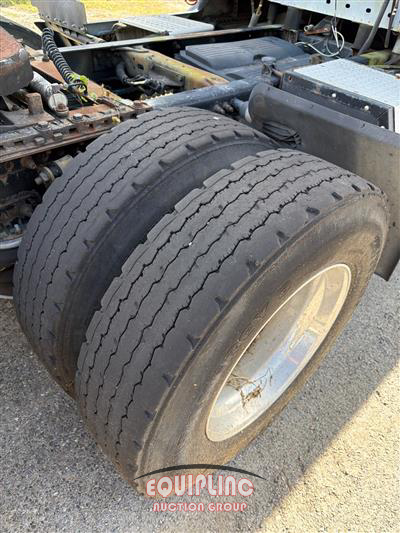 2007 Freightliner Columbia