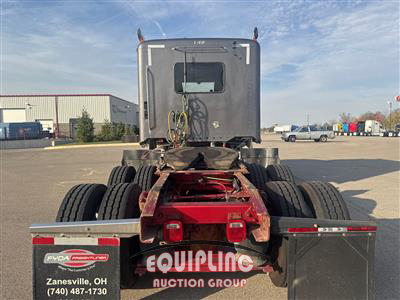 2022 Freightliner 122SD 6X4 T/A SLEEPER TRUCK TR