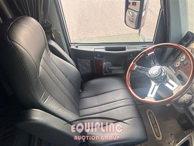 2022 Freightliner 122SD 6X4 T/A SLEEPER TRUCK TR