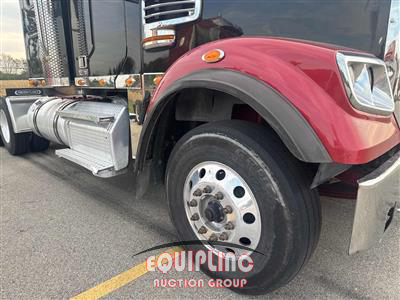 2022 Freightliner 122SD 6X4 T/A SLEEPER TRUCK TR