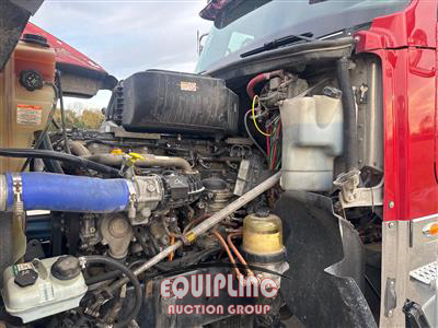 2022 Freightliner 122SD 6X4 T/A SLEEPER TRUCK TR