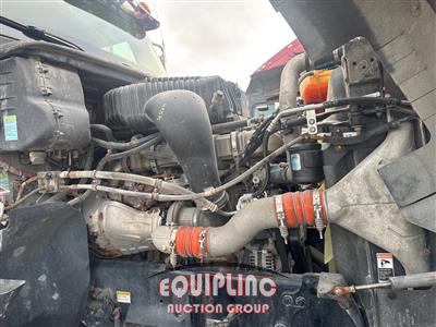 2022 Freightliner 122SD 6X4 T/A SLEEPER TRUCK TR