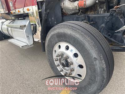 2022 Freightliner 122SD 6X4 T/A SLEEPER TRUCK TR