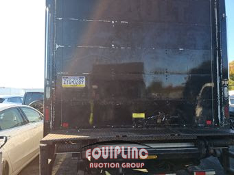 2015 Freightliner M2 106 26FT BOX TRUCK