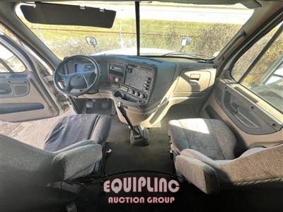 2014 Freightliner CA125SLP 6X4 T/A SLEEPER TRUCK