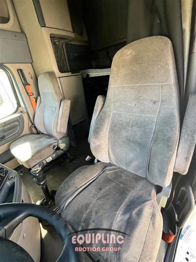 2014 Freightliner CA125SLP 6X4 T/A SLEEPER TRUCK