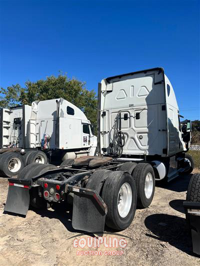 2014 Freightliner CA125SLP 6X4 T/A SLEEPER TRUCK