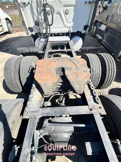 2014 Freightliner CA125SLP 6X4 T/A SLEEPER TRUCK