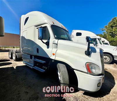 2014 Freightliner CA125SLP 6X4 T/A SLEEPER TRUCK