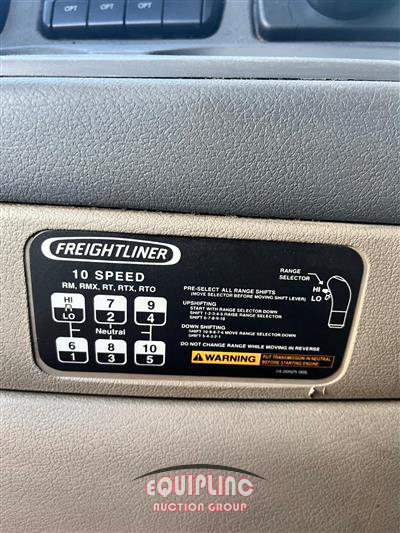 2014 Freightliner CA125SLP 6X4 T/A SLEEPER TRUCK