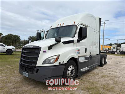 2020 Freightliner CASCADIA