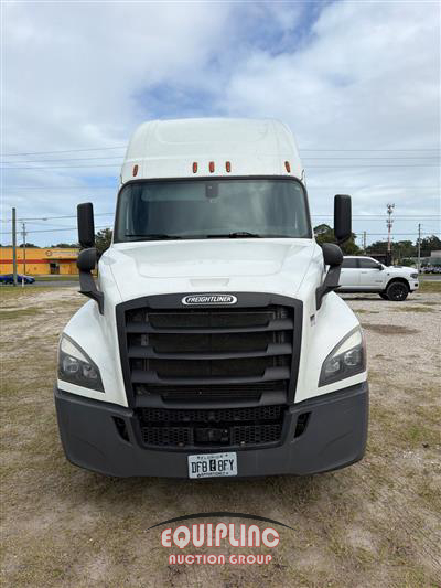2020 Freightliner CASCADIA