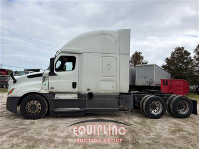 2020 Freightliner CASCADIA