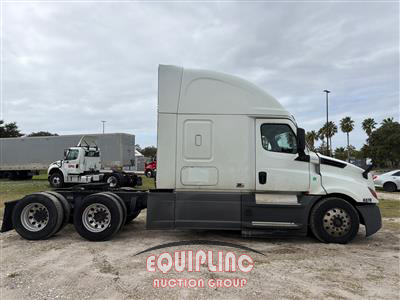 2020 Freightliner CASCADIA