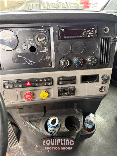 2020 Freightliner CASCADIA