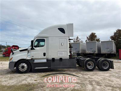 2020 Freightliner CASCADIA