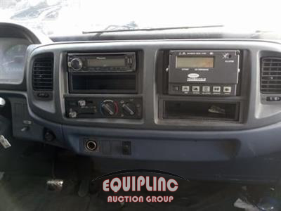 2005 Hino 268 4X2 S/A 22FT REFRIGERATED 
