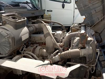2005 Hino 268 4X2 S/A 22FT REFRIGERATED 